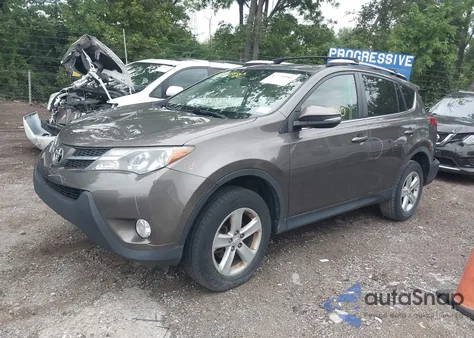 2014 Toyota Rav4 Xle z USA, uszkodzony, nr VIN JTMWFREV7ED036561